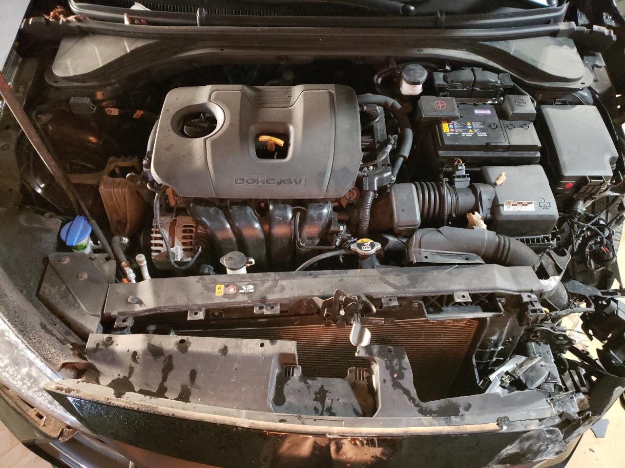 2020 Hyundai Elantra - Image 13