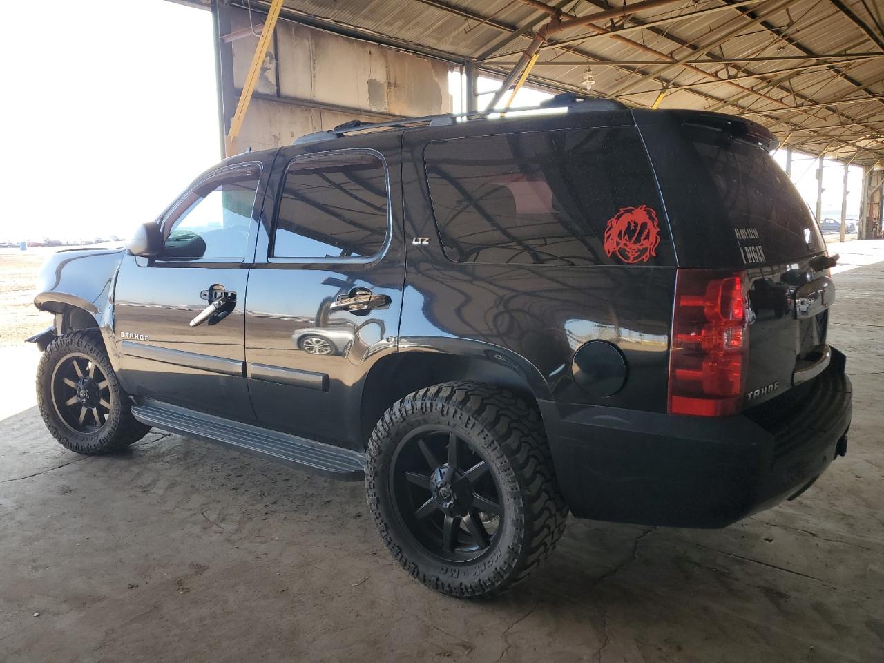 2007 Chevrolet Tahoe - Image 2
