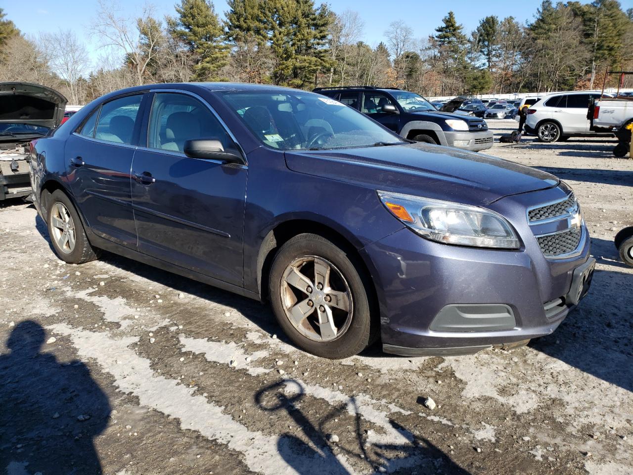 VIN 1G11B5SA6DF339049 2013 CHEVROLET MALIBU no.4