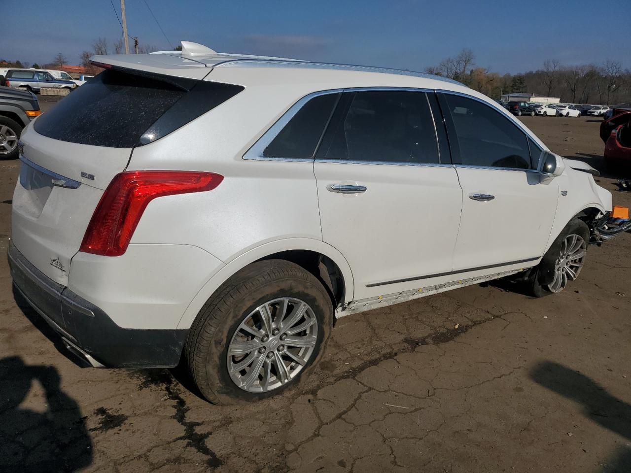 2018 Cadillac XT5 - Image 3