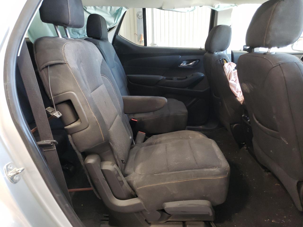 2019 Chevrolet Traverse - Image 11