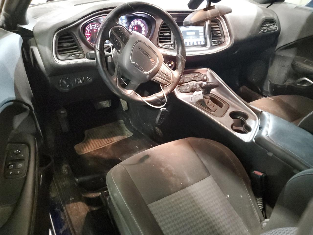 2019 Dodge Challenger - Image 8