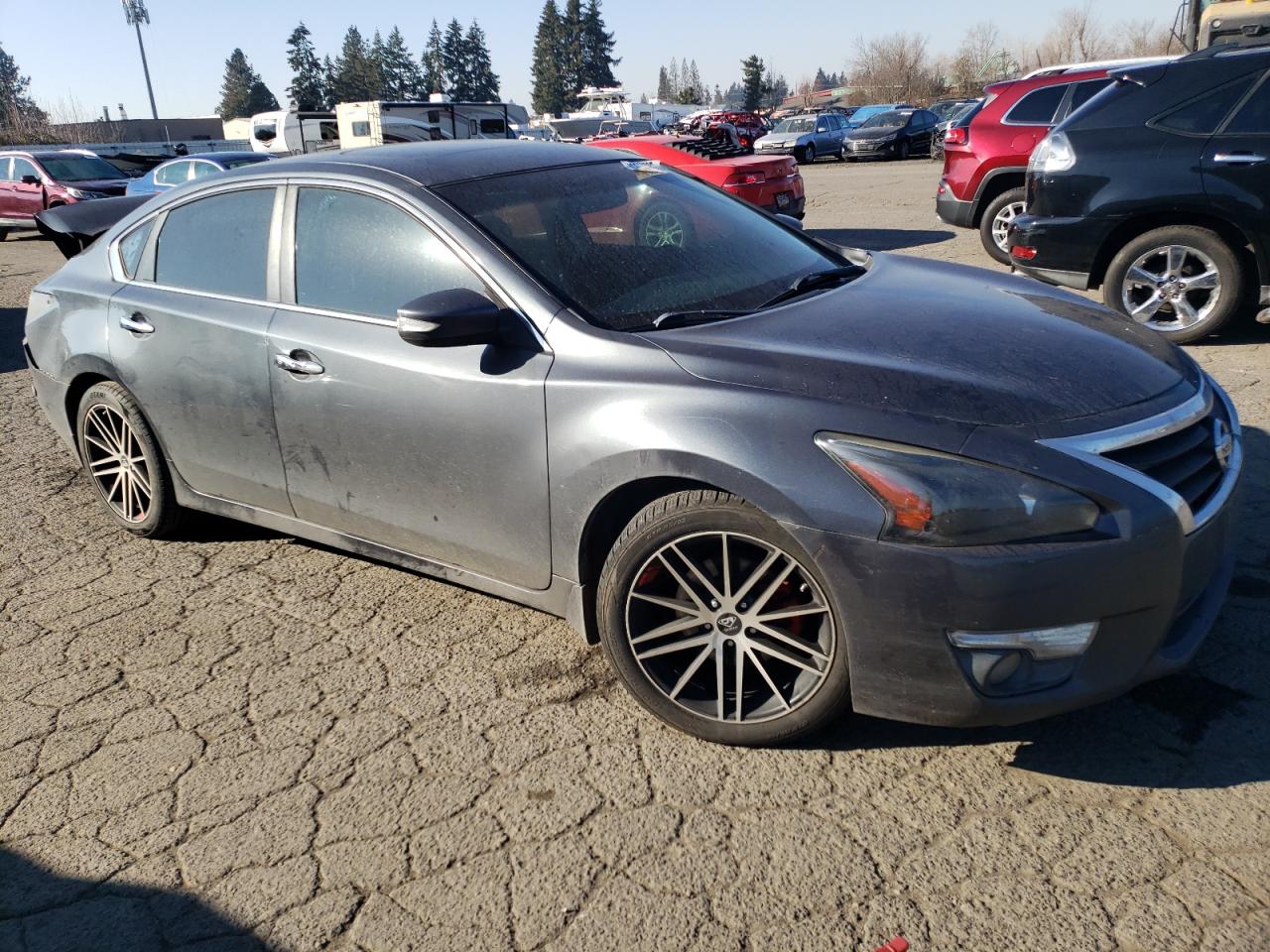 2013 Nissan Altima - Image 4