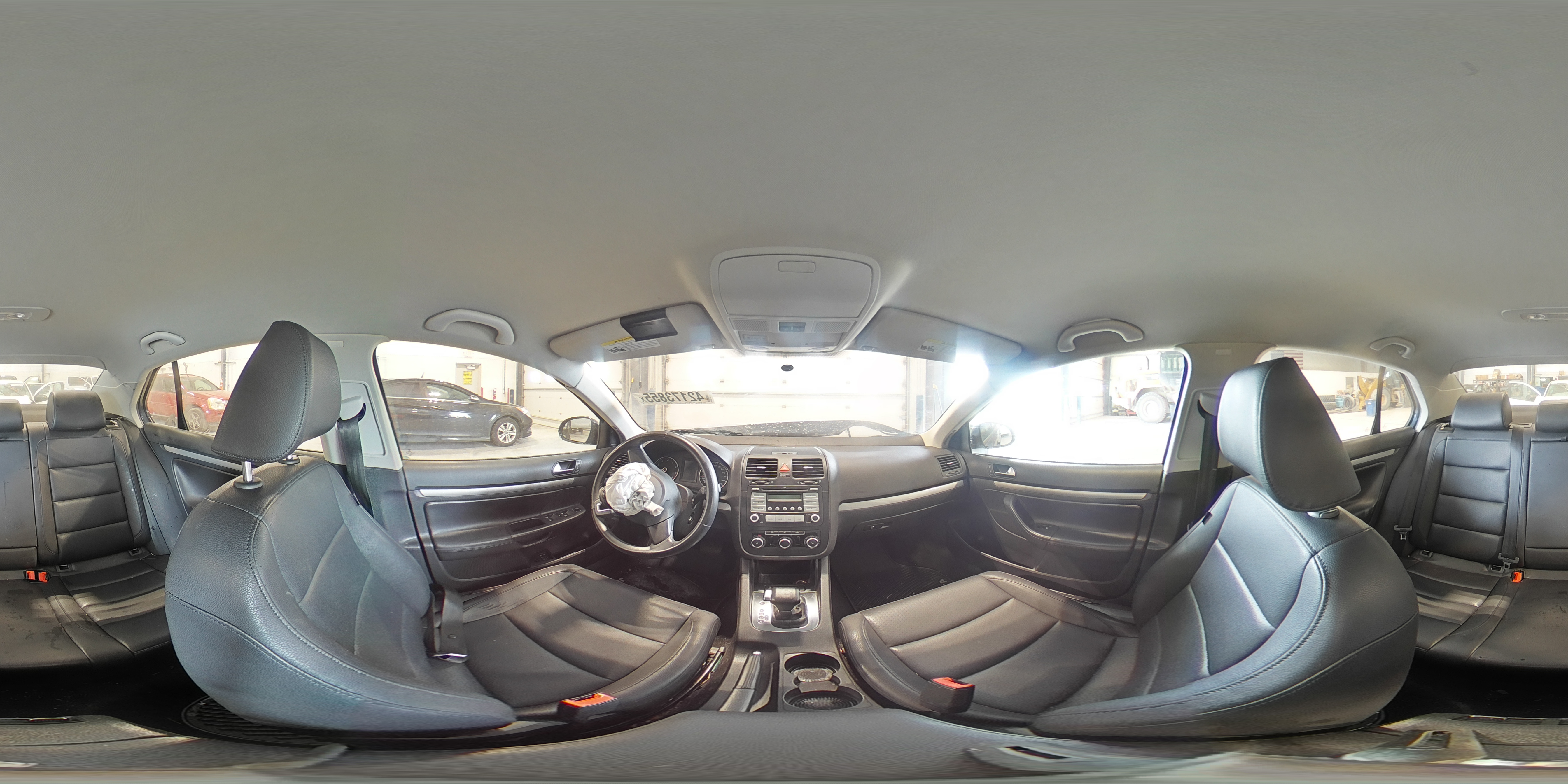 2010 Volkswagen Jetta - Image 13