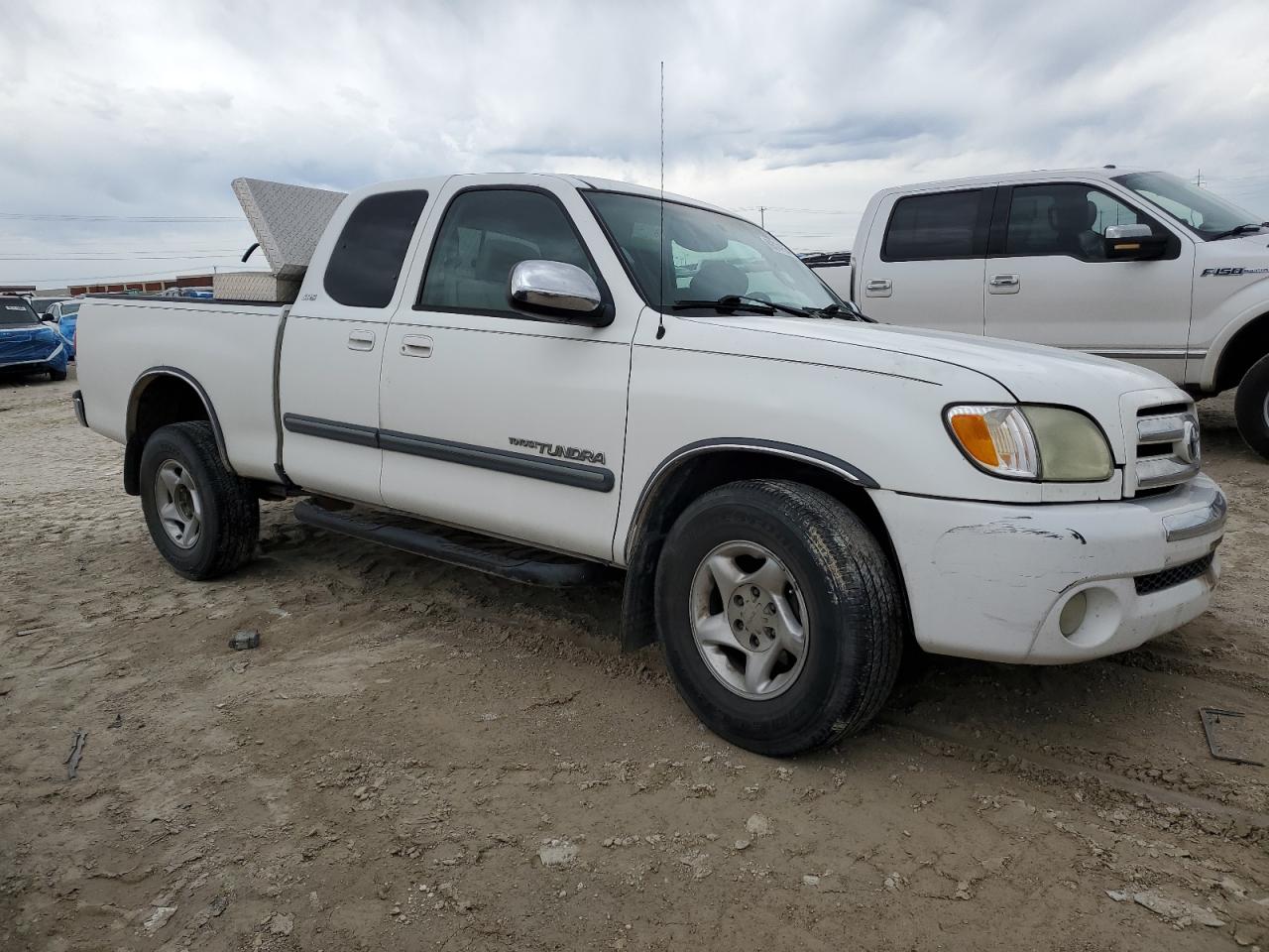 2004 Toyota Tundra - Image 4