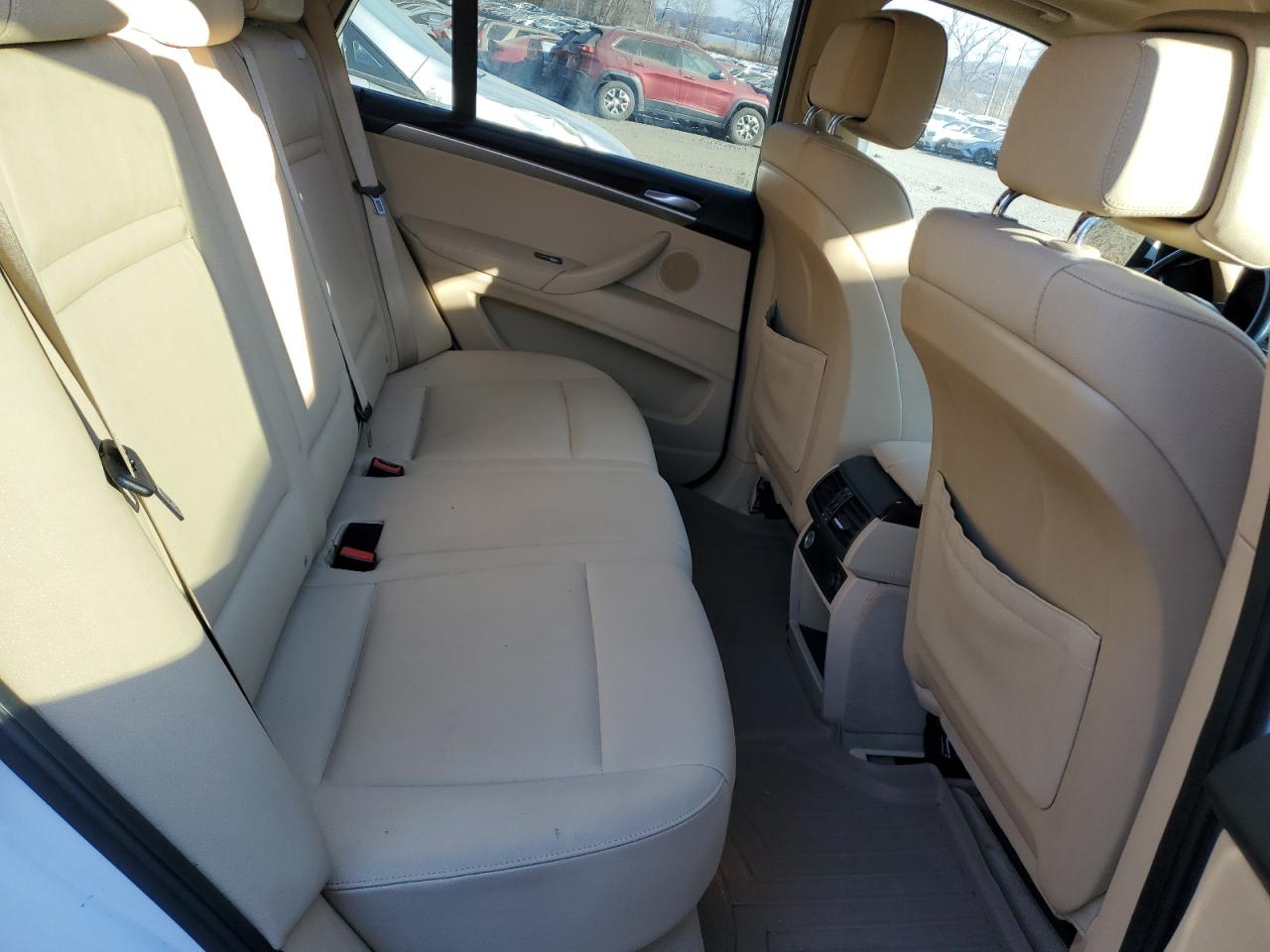 2011 BMW X5 - Image 11