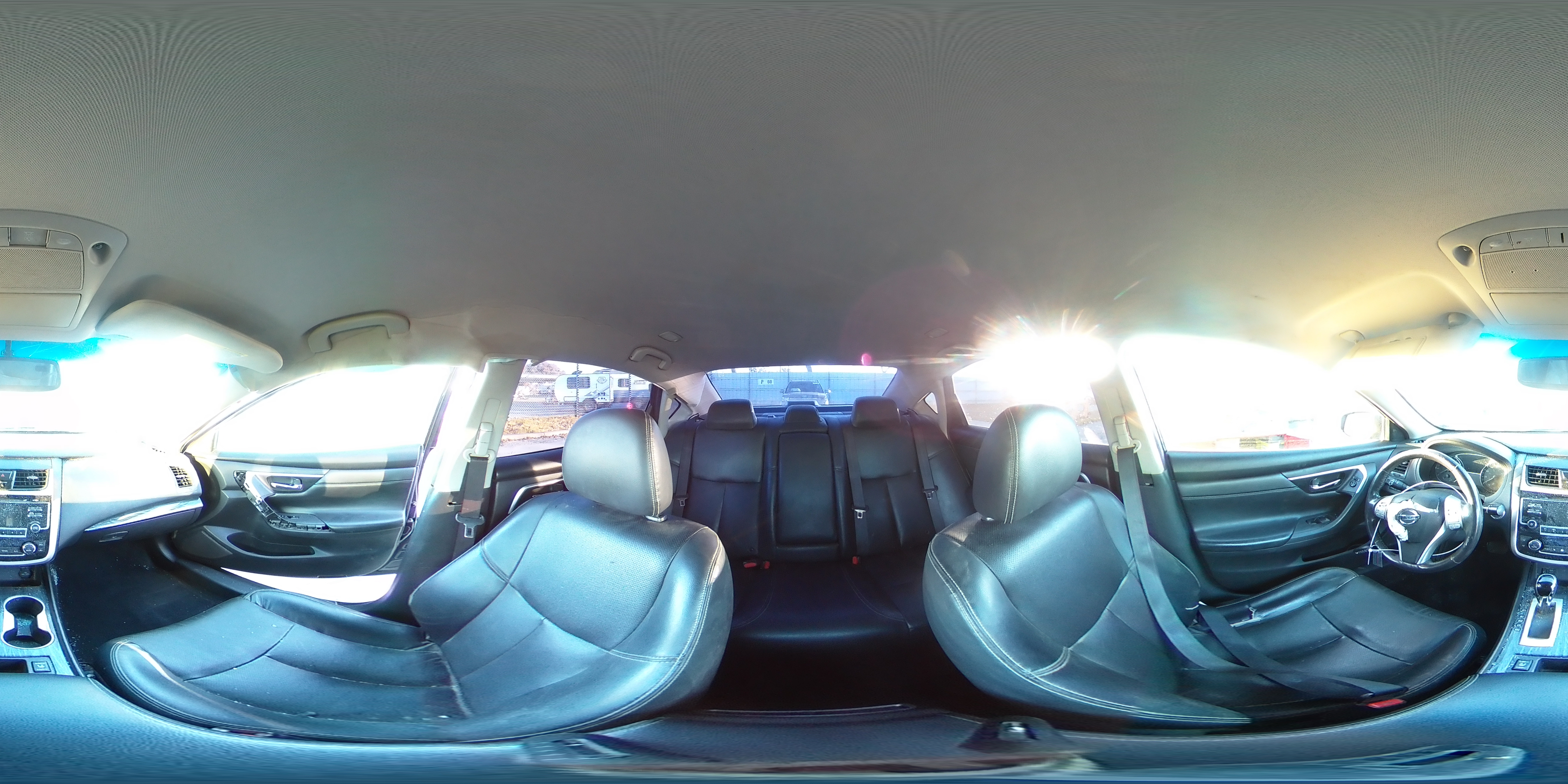2018 Nissan Altima - Image 13