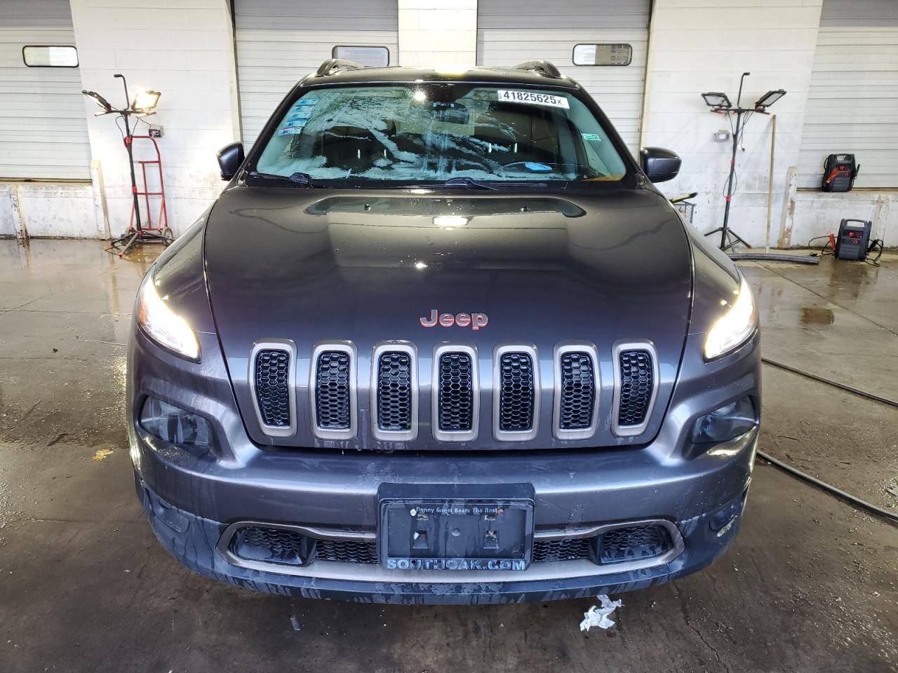 2016 Jeep Grand Cherokee - Image 5
