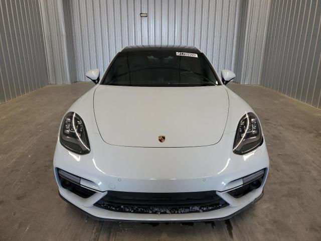 Sedans PORSCHE PANAMERA 2017 White