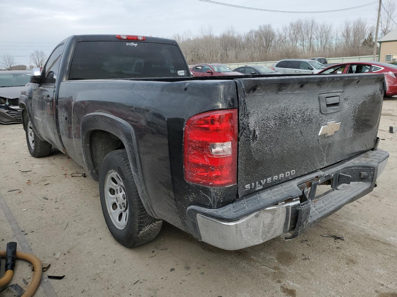 2009 Chevrolet Silverado - Image 2