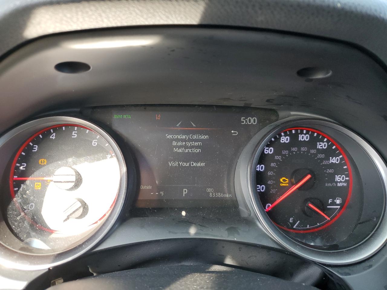2021 Toyota Camry - Image 9