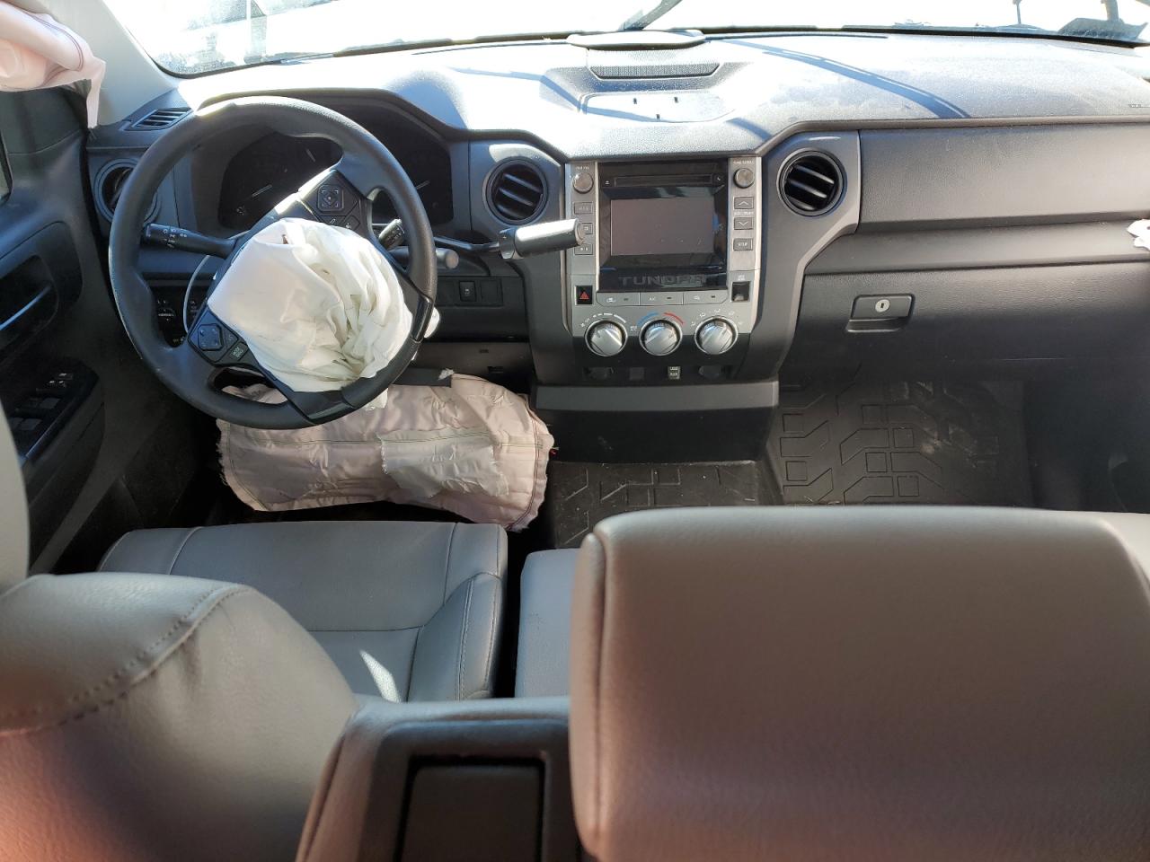5TFRM5F1XJX131809 TOYOTA TUNDRA 2018