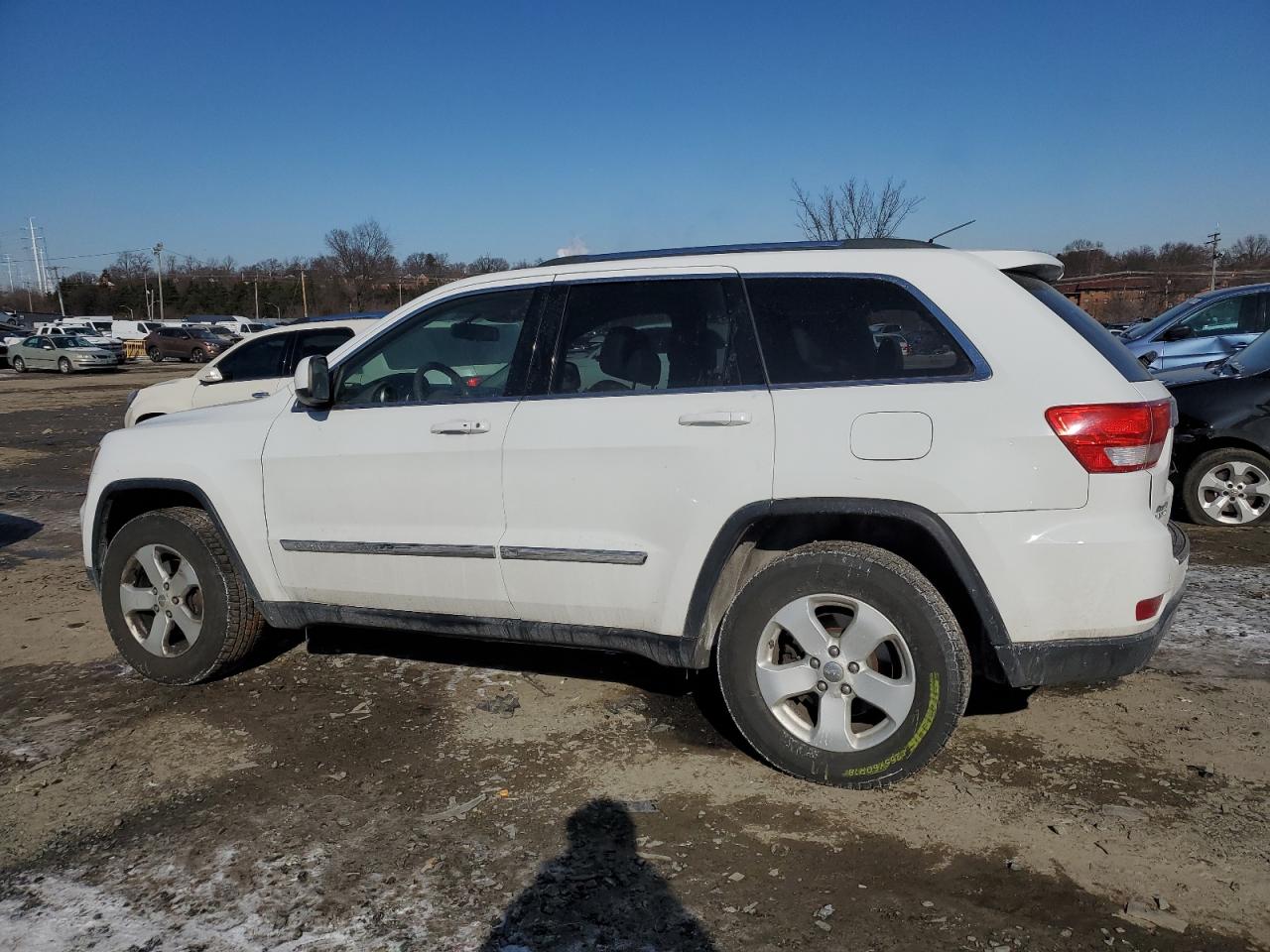 2013 Jeep Grand Cherokee - Image 2