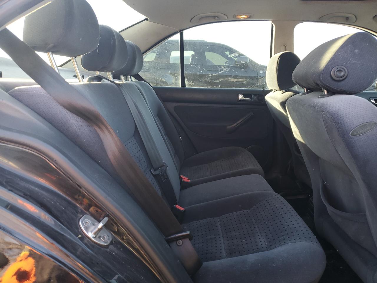 2000 Volkswagen Jetta - Image 10