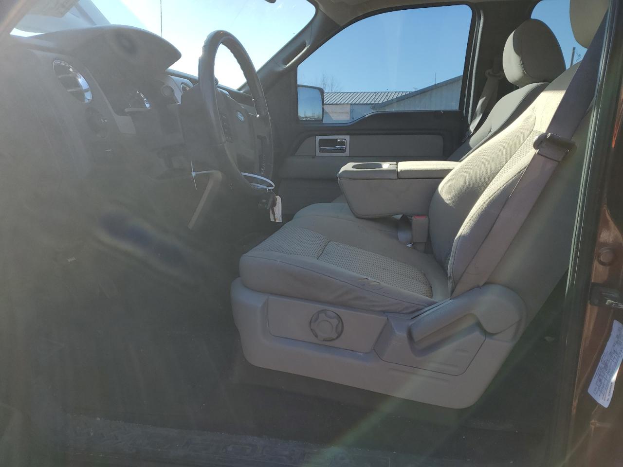 2010 Ford F-150 - Image 7