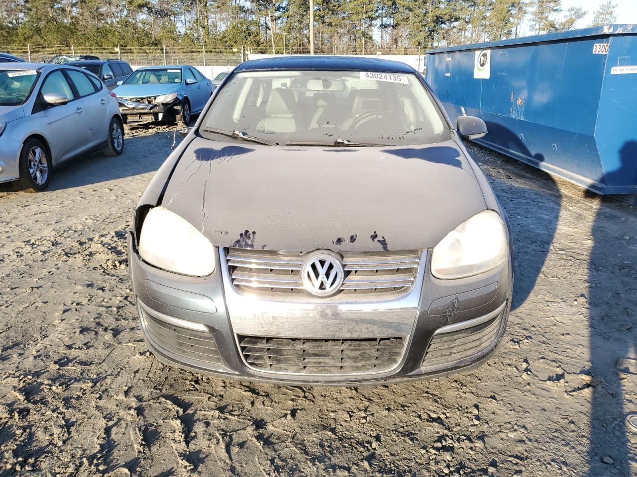 2009 Volkswagen Jetta - Image 5