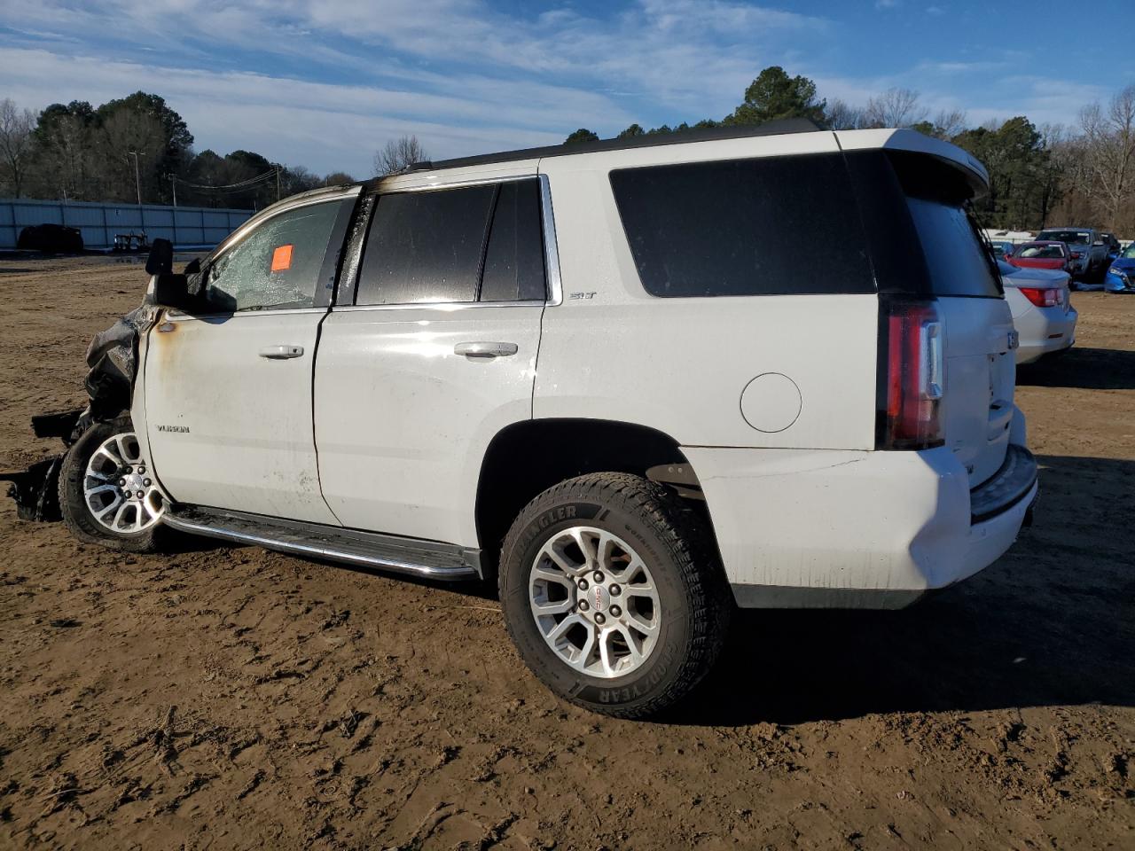 2018 GMC Yukon - Image 2