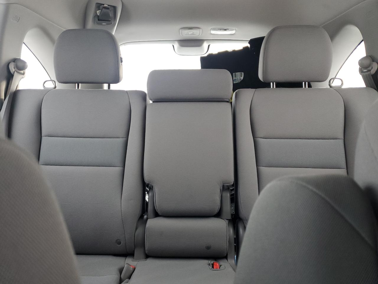 2011 Honda CR-V - Image 10
