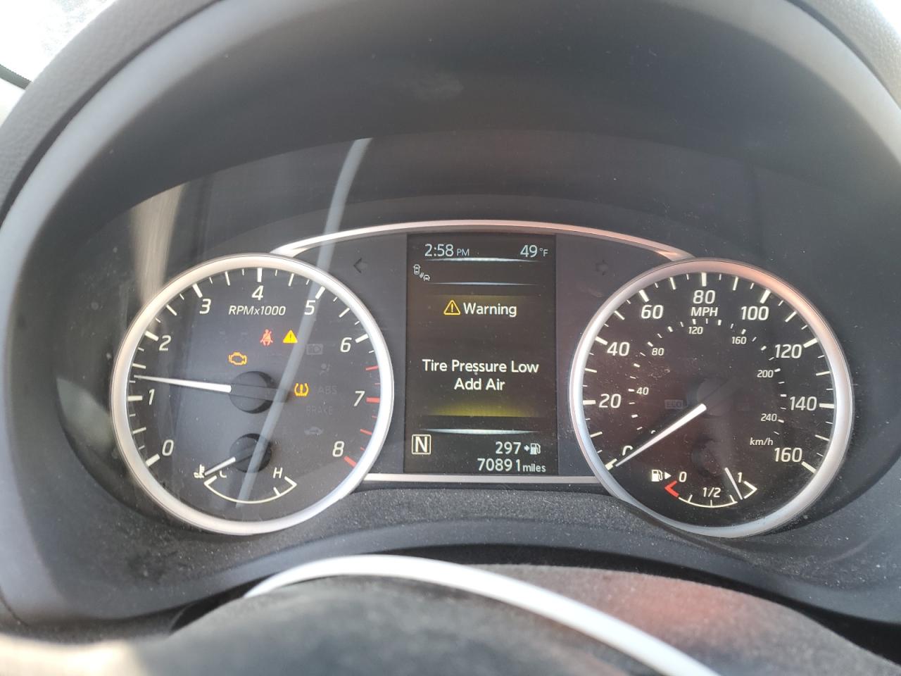 2016 Nissan Sentra - Image 9