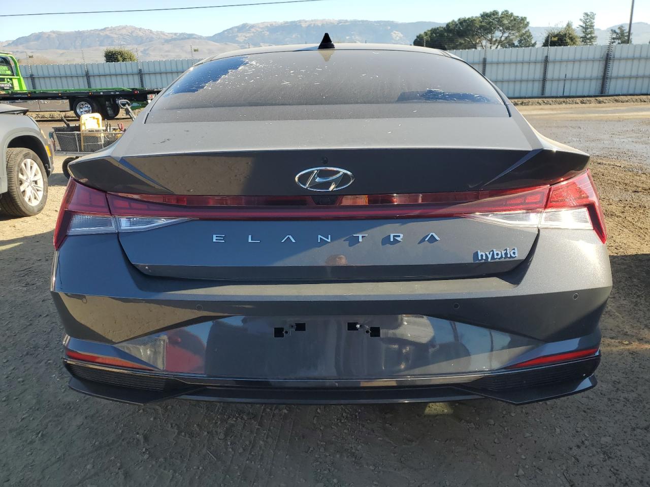 2023 Hyundai Elantra - Image 6