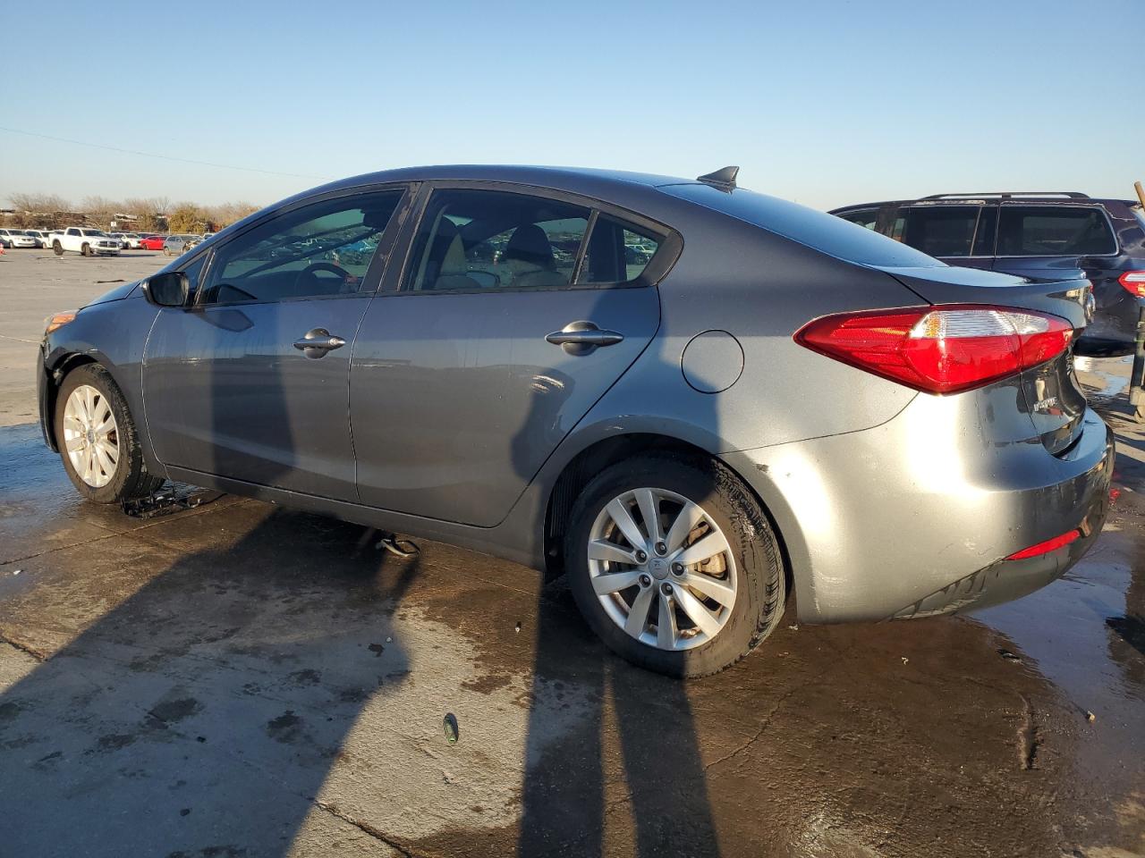 2016 Kia Forte - Image 2