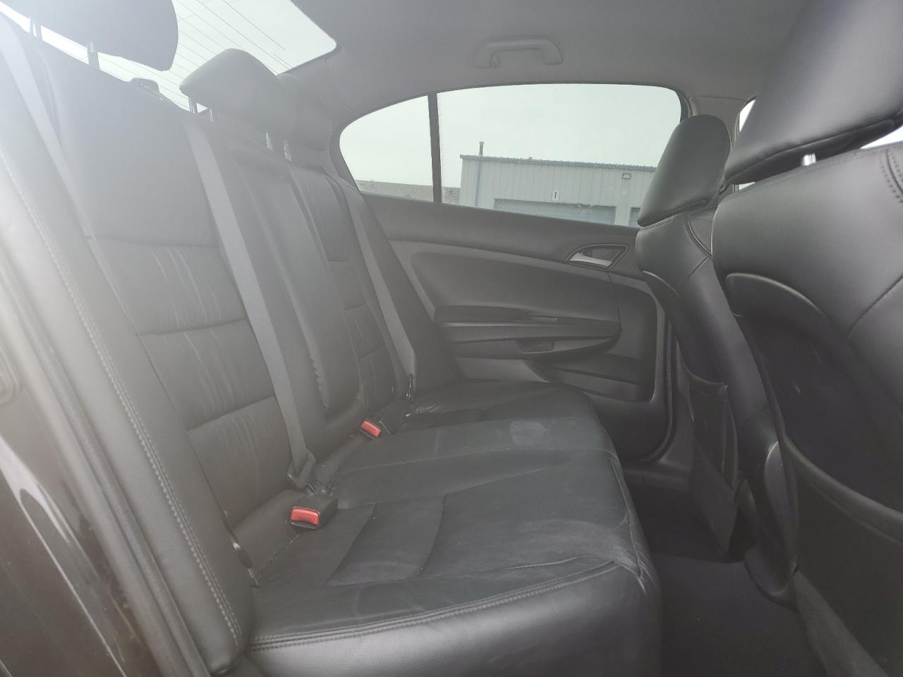 2012 Honda Accord - Image 10