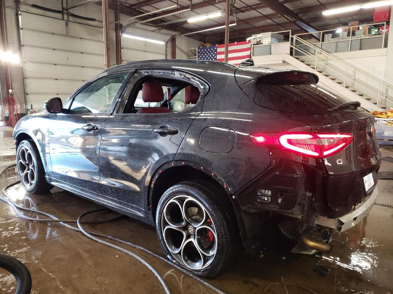 2021 Alfa Romeo Stelvio - Image 2
