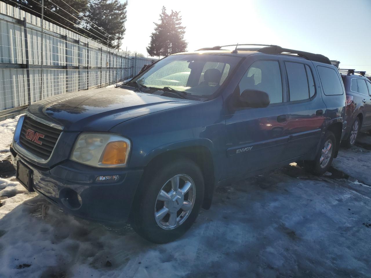 2005 GMC Envoy - Image 1