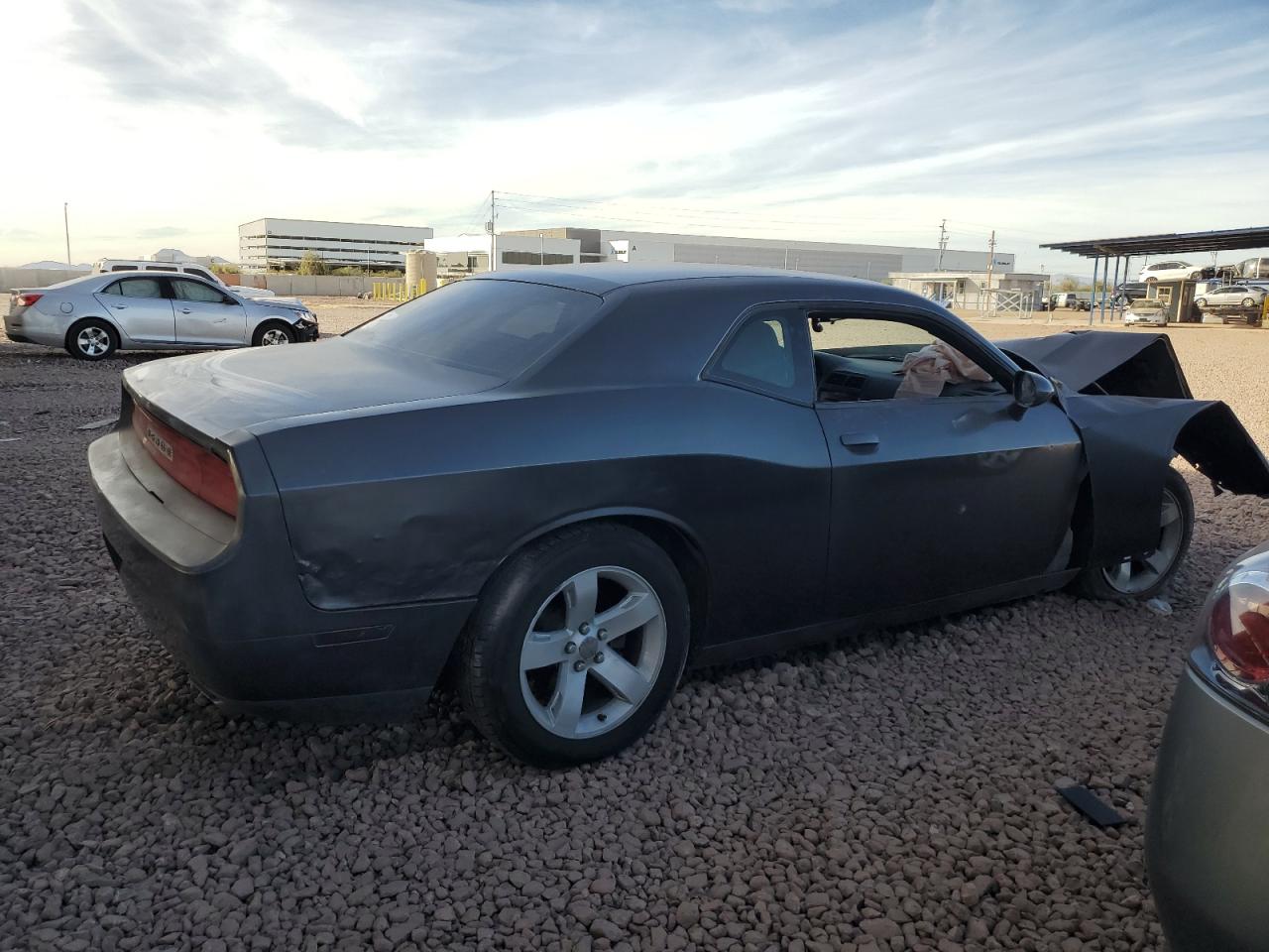 2013 Dodge Challenger - Image 3