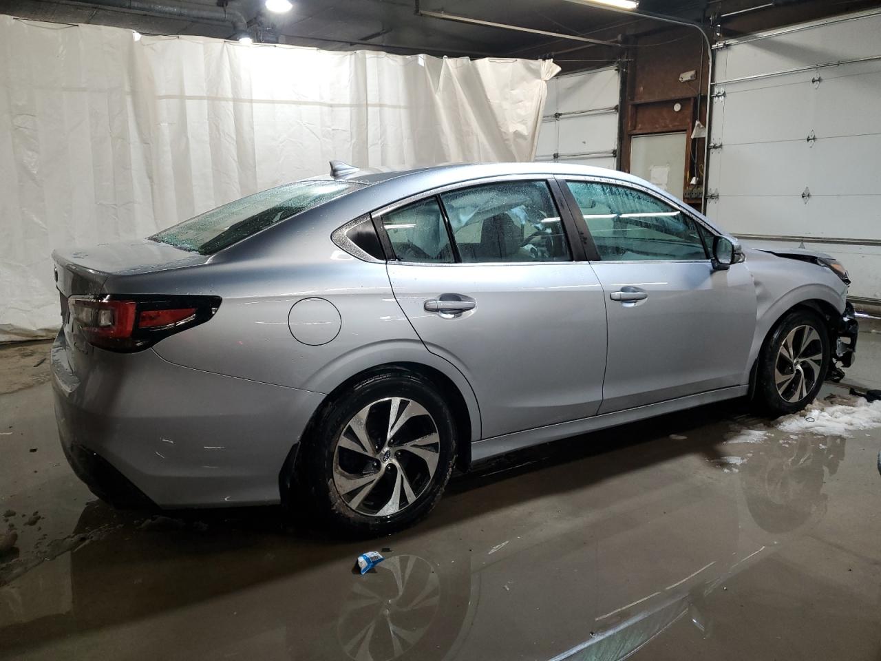 2022 Subaru Legacy - Image 3