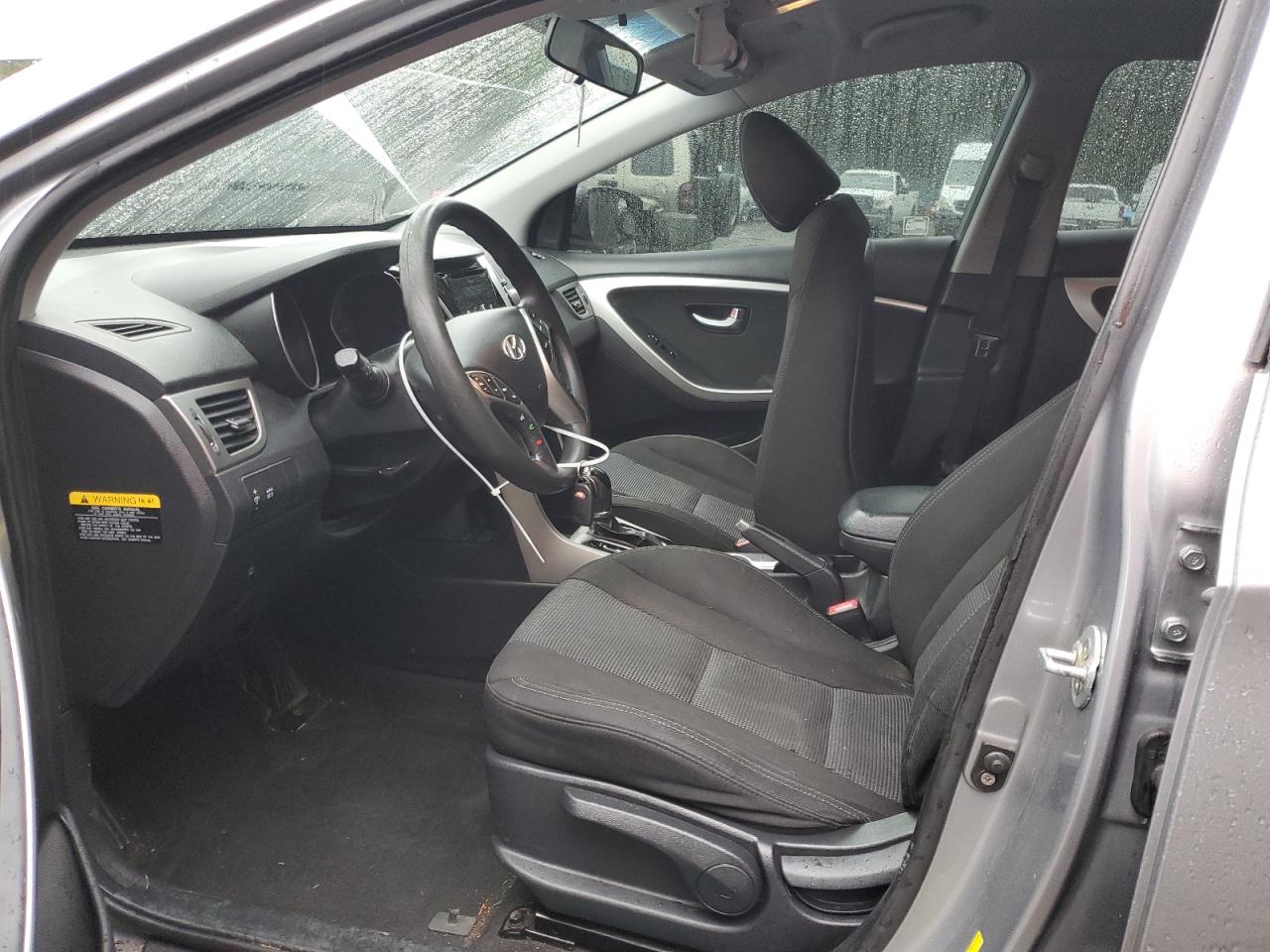 2014 Hyundai Elantra - Image 7