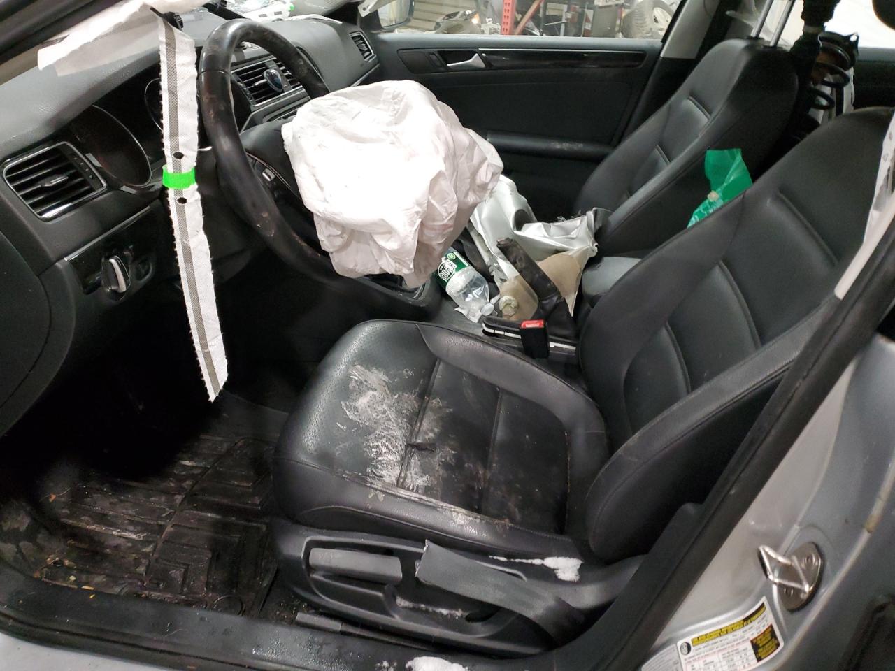 2016 Volkswagen Jetta - Image 7