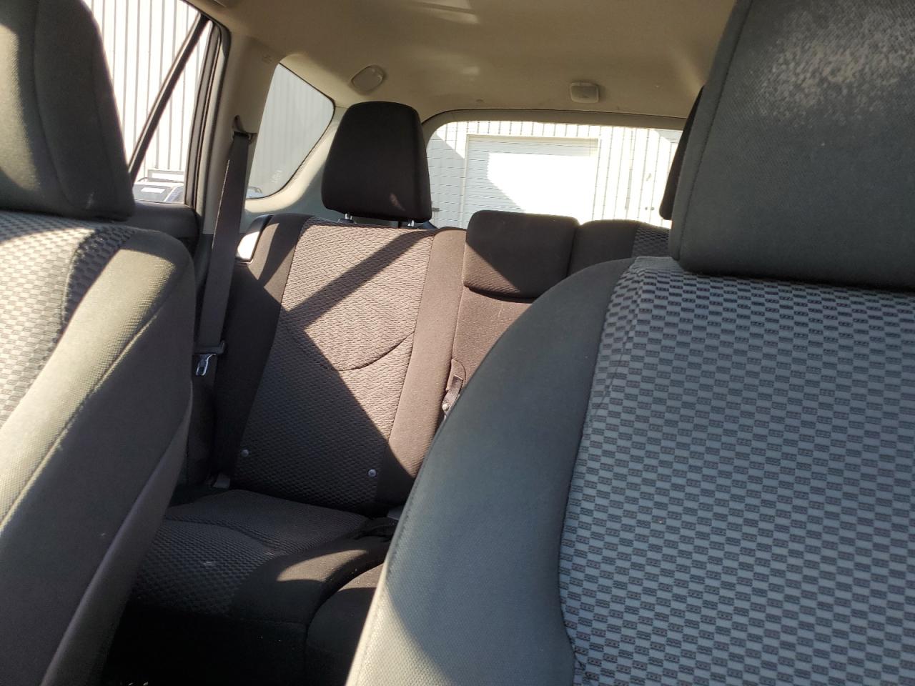 2012 Toyota RAV 4 - Image 10