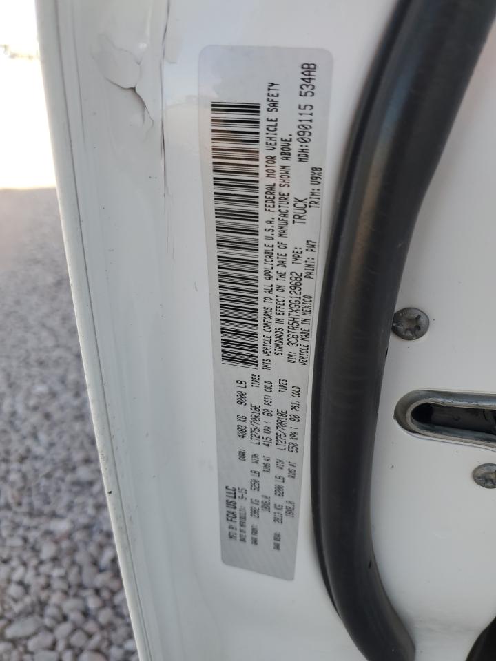 2016 RAM 2500 - Image 12