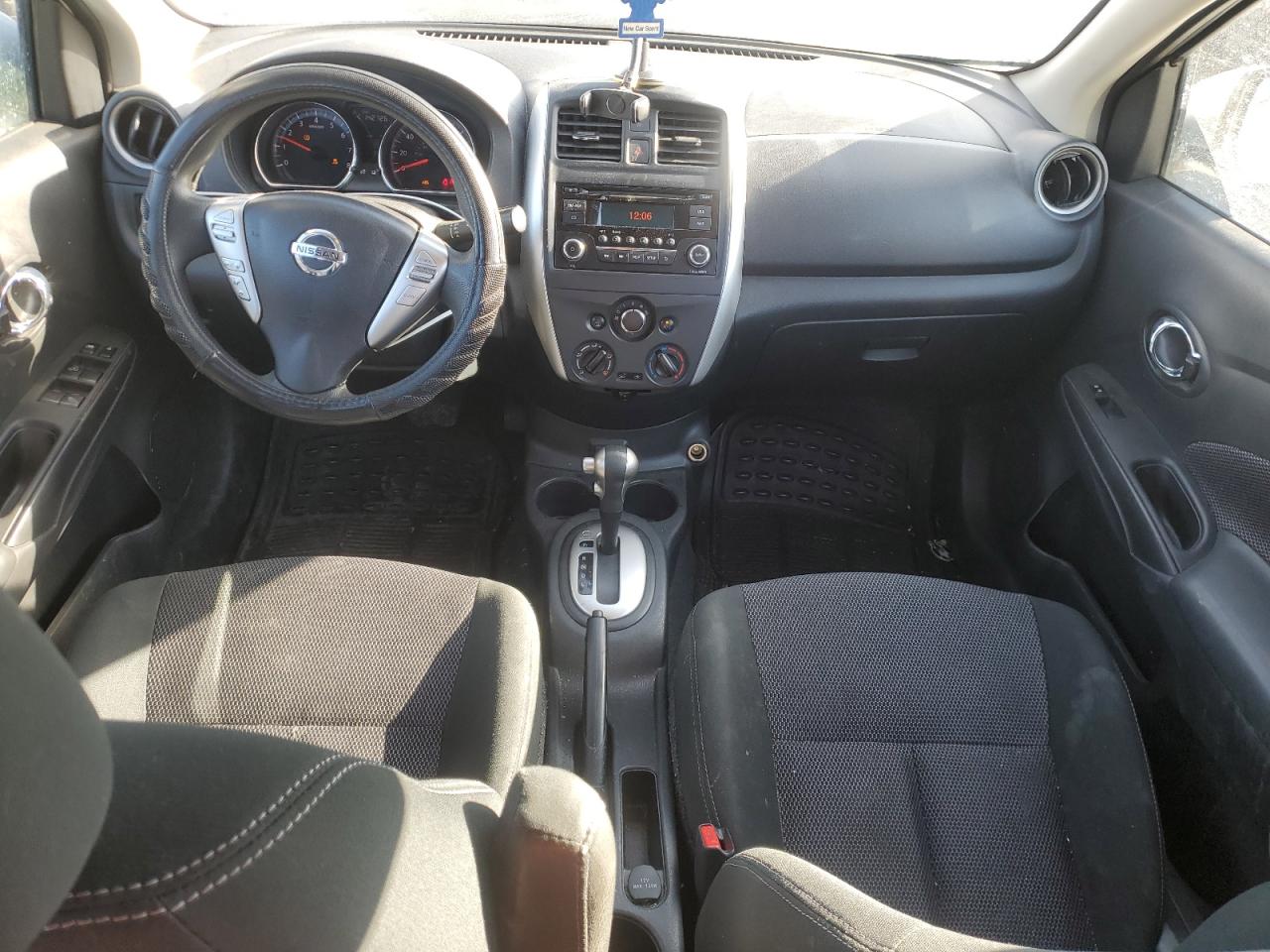 2017 Nissan Versa - Image 8