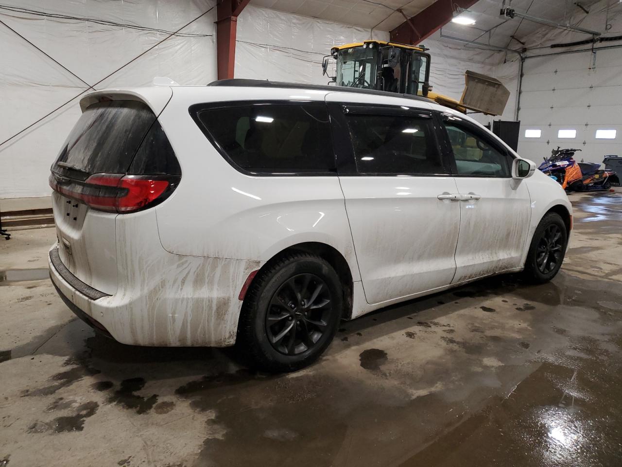 2021 Chrysler Pacifica - Image 3