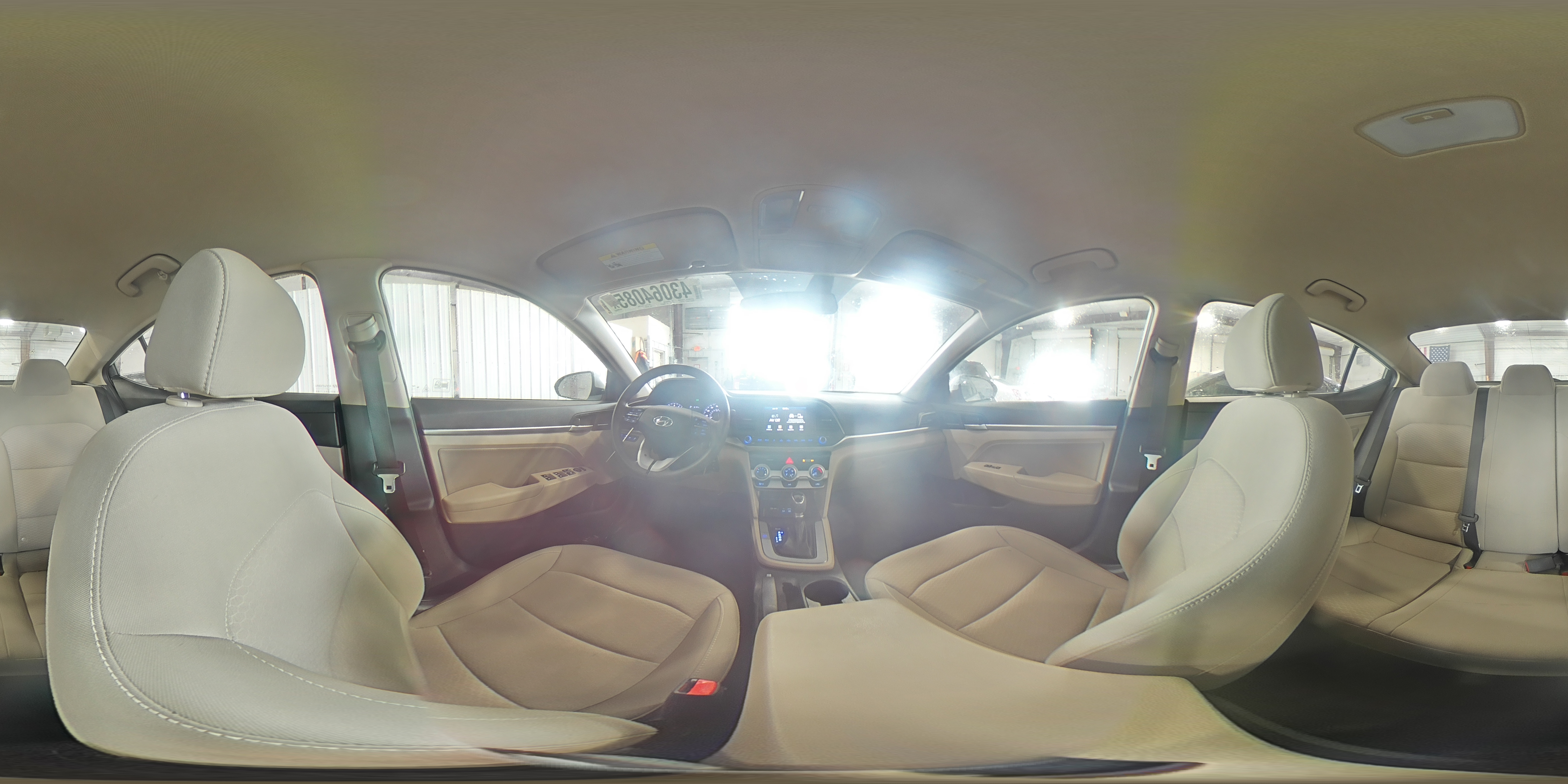 2019 Hyundai Elantra - Image 14