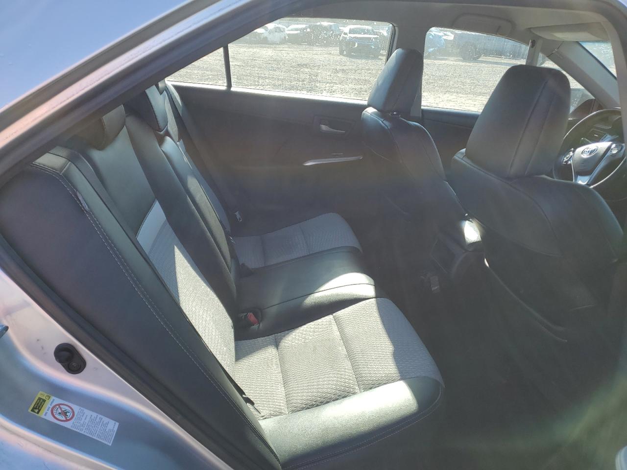 2012 Toyota Camry - Image 10