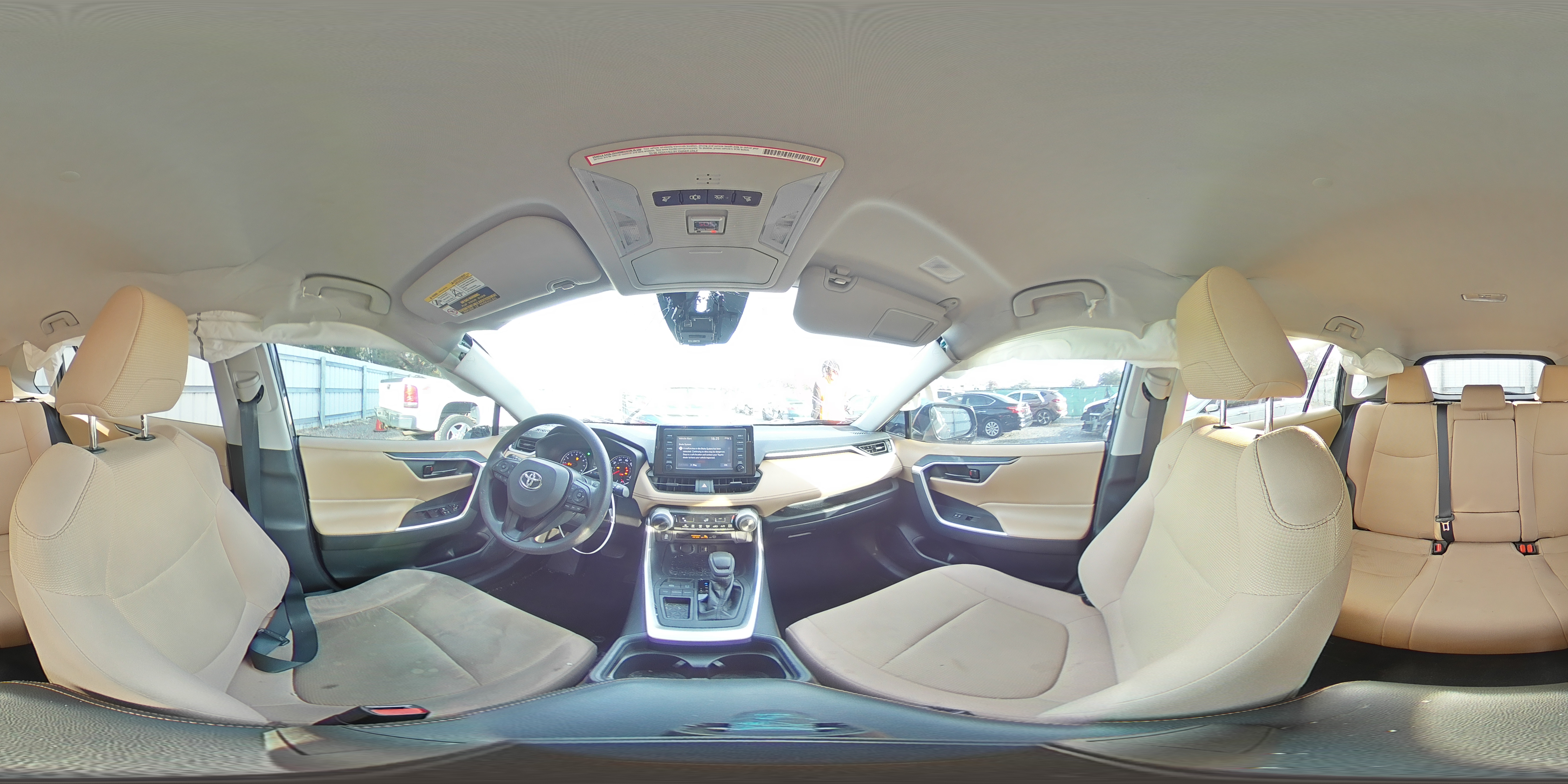 2019 Toyota RAV 4 - Image 13