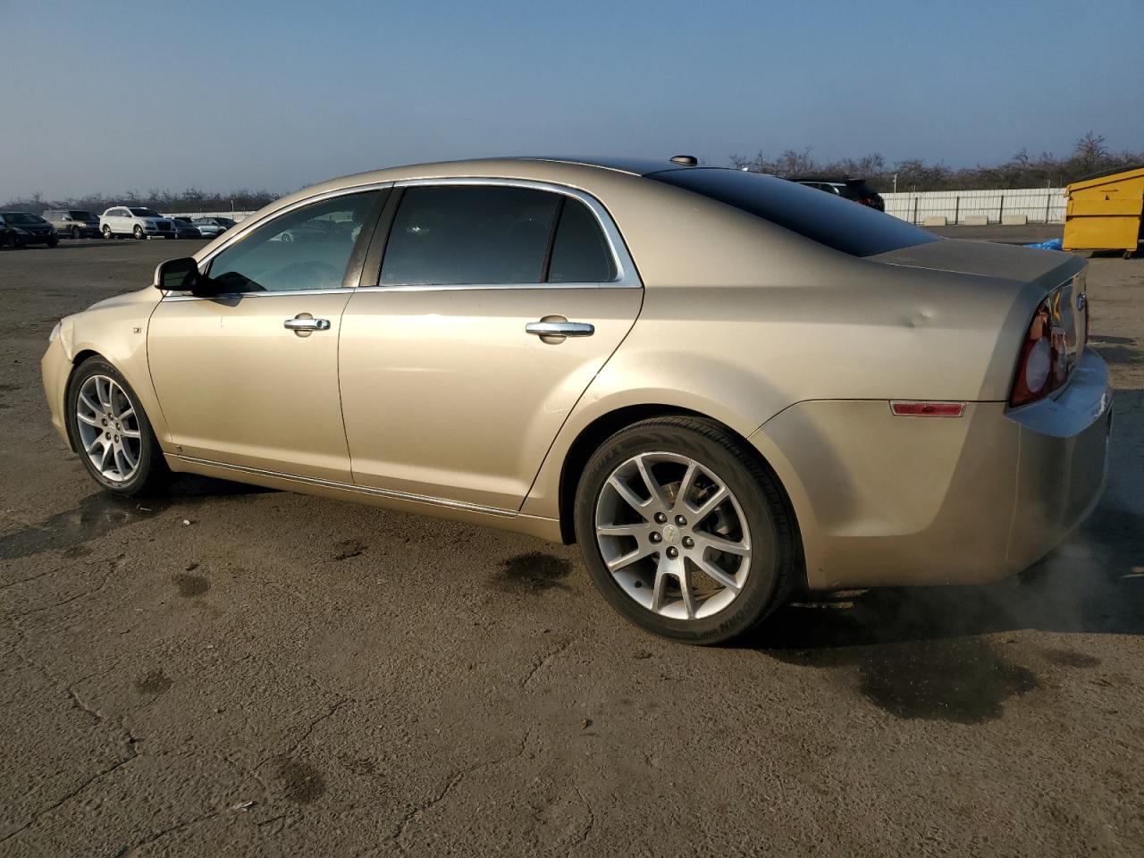 2008 Chevrolet Malibu - Image 2