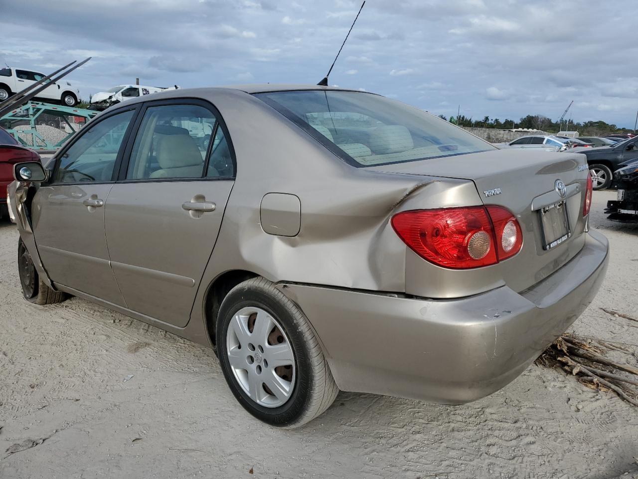 2007 Toyota Corolla - Image 2