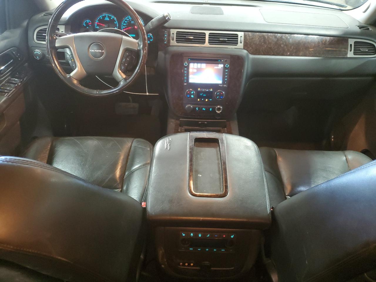 2012 GMC Yukon - Image 8