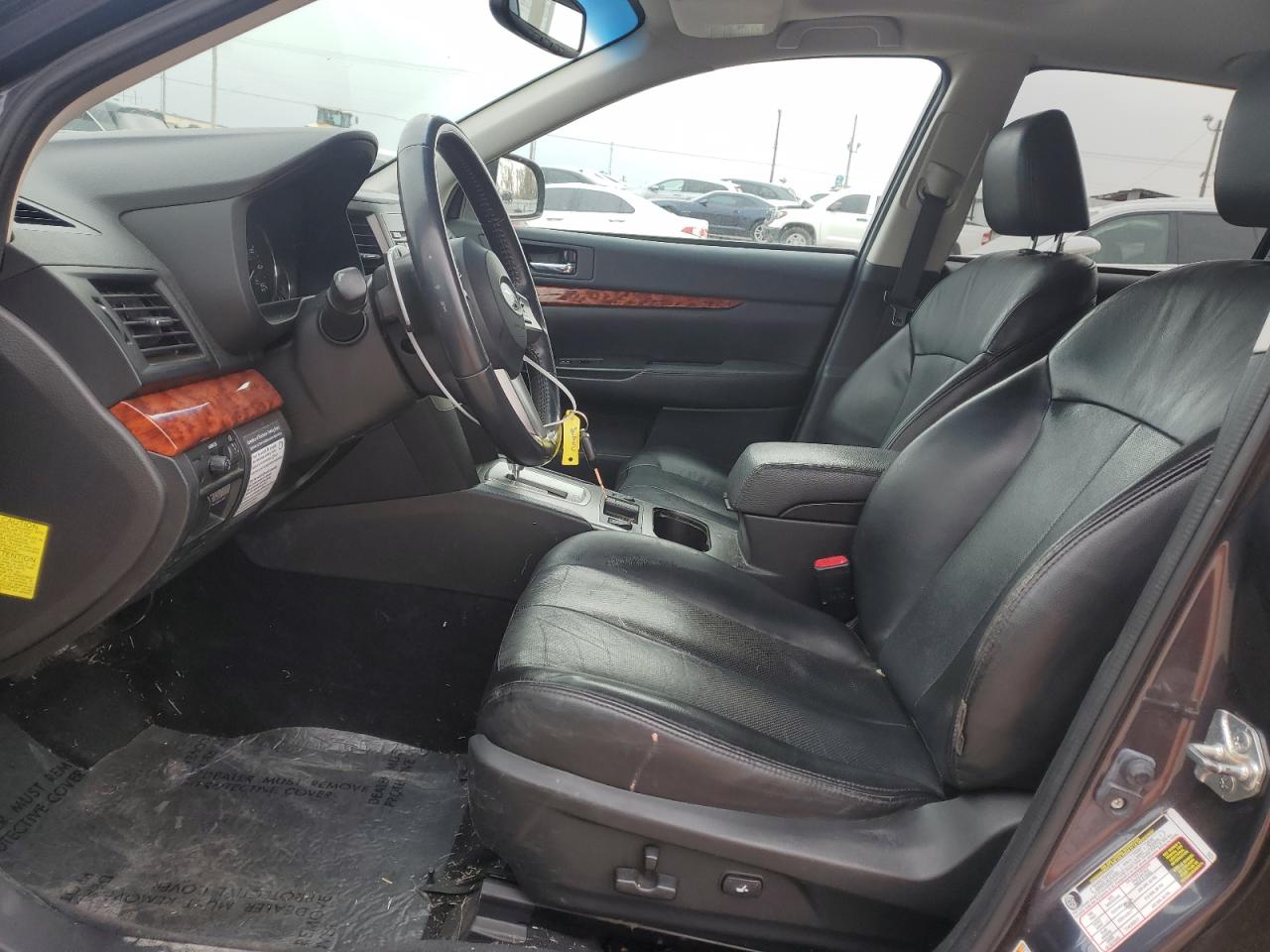 2010 Subaru Outback - Image 7