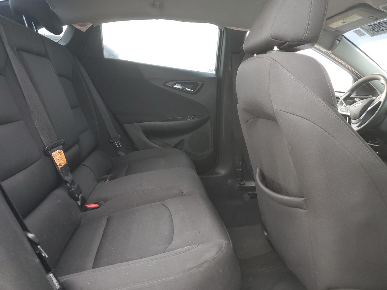 2019 Chevrolet Malibu - Image 11