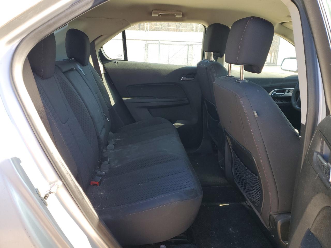 2015 Chevrolet Equinox - Image 11