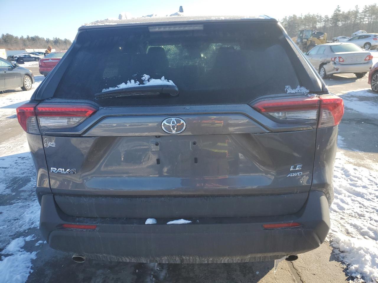 2024 Toyota RAV 4 - Image 6
