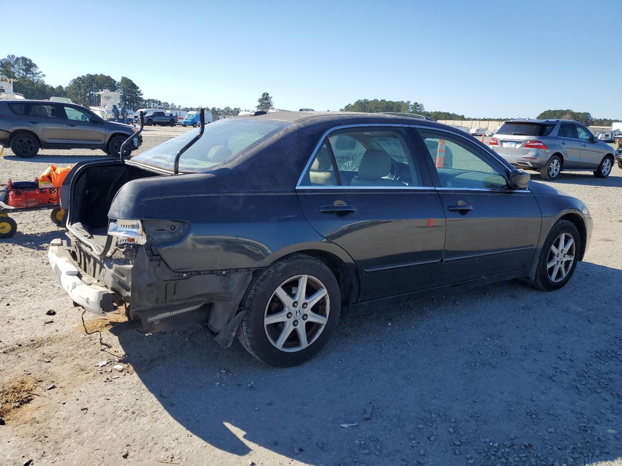 2004 Honda Accord - Image 3