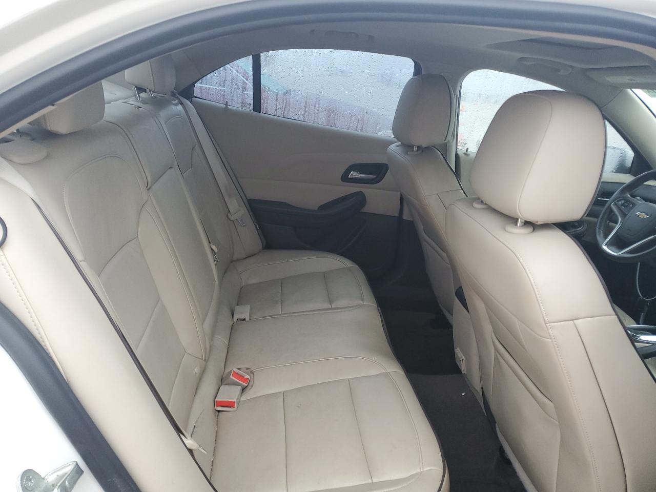 2014 Chevrolet Malibu - Image 10