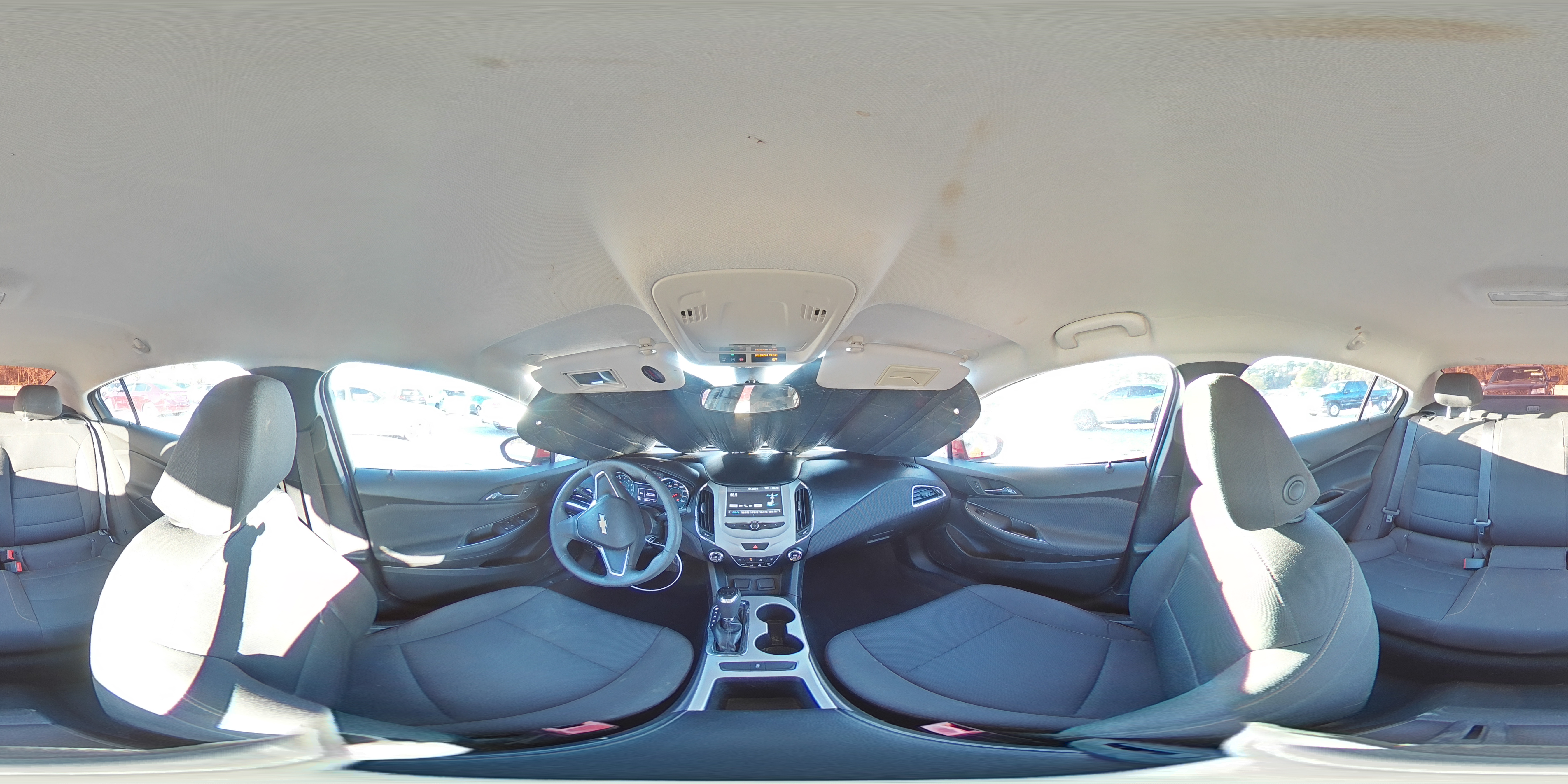 2018 Chevrolet Cruze - Image 15