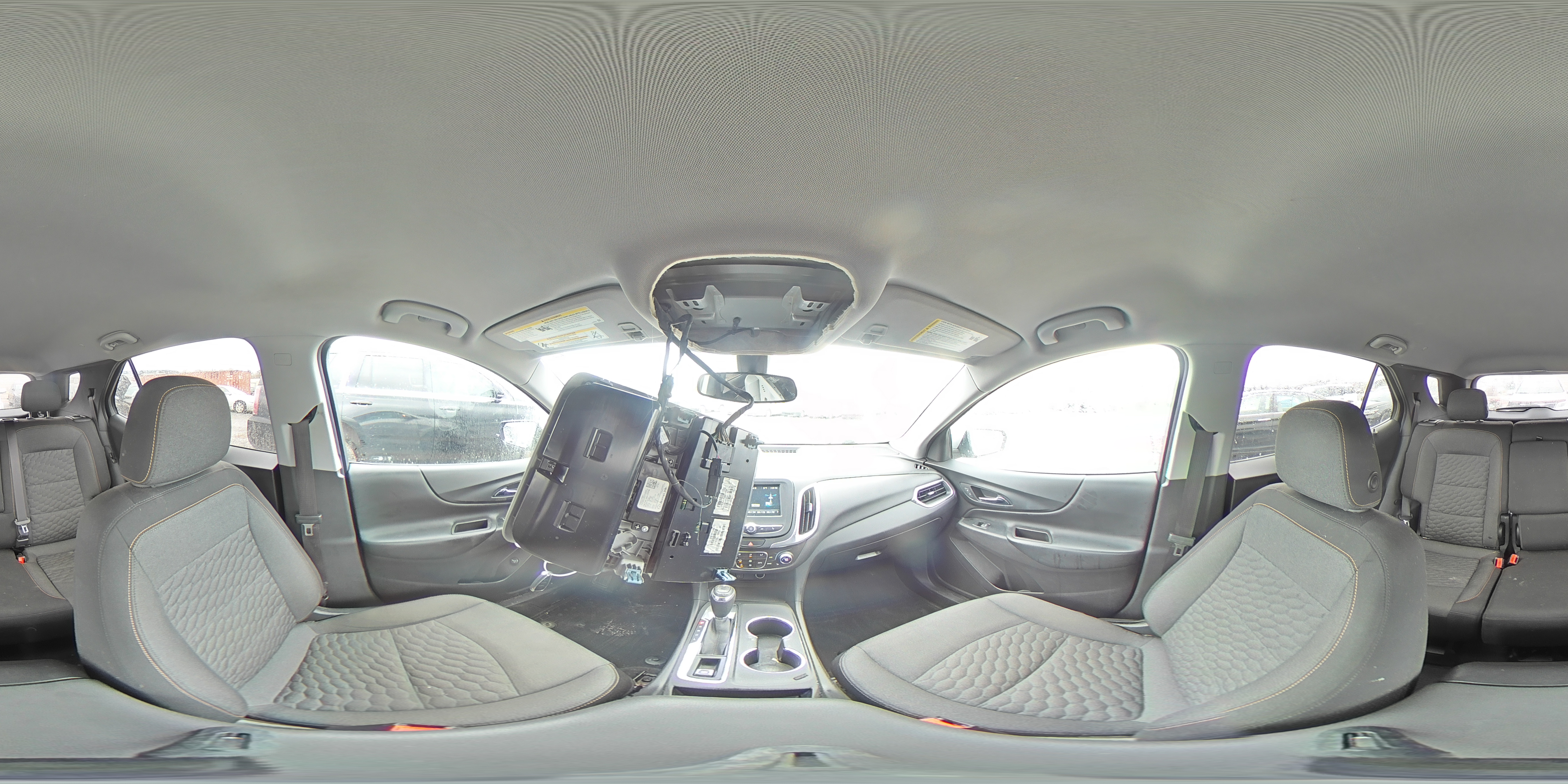 2018 Chevrolet Equinox - Image 15